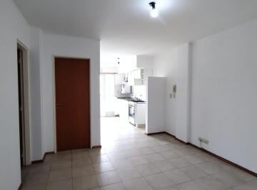 Departamento de 2 ambientes, Rosario · San Juan 2868