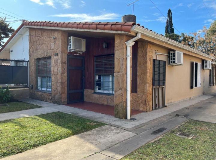 Casa · 195m² · 5 Ambientes