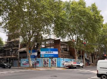 Local comercial · 670m² · Alquiler Local Esquina Doble Frente en Almagro Todos Los Rubros