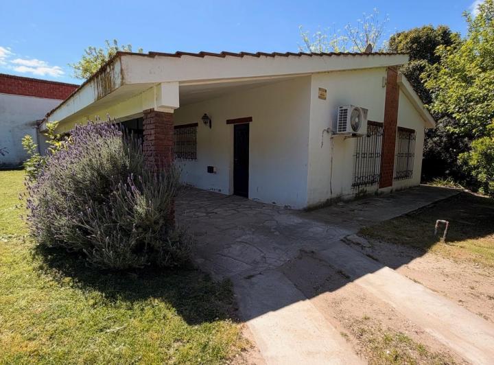 Casa · 5 Ambientes · 1 Cochera
