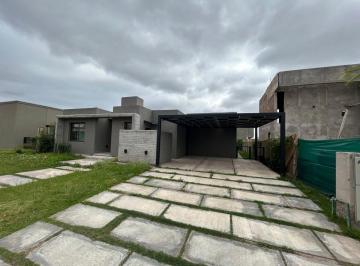 Casa de 5 ambientes, Maipú · Casa Estrenar, Lar de Vieytes 2, Una Planta, 3 Dorm, 3 Baños, Cochera, Apta Crédito