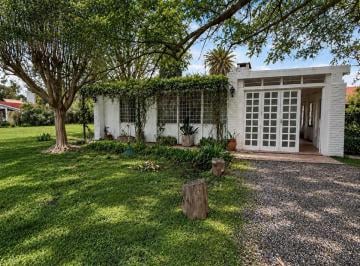 Casa · 150m² · 3 Ambientes · 2 Cocheras · Casa - San Nicolas de Los Arroyos