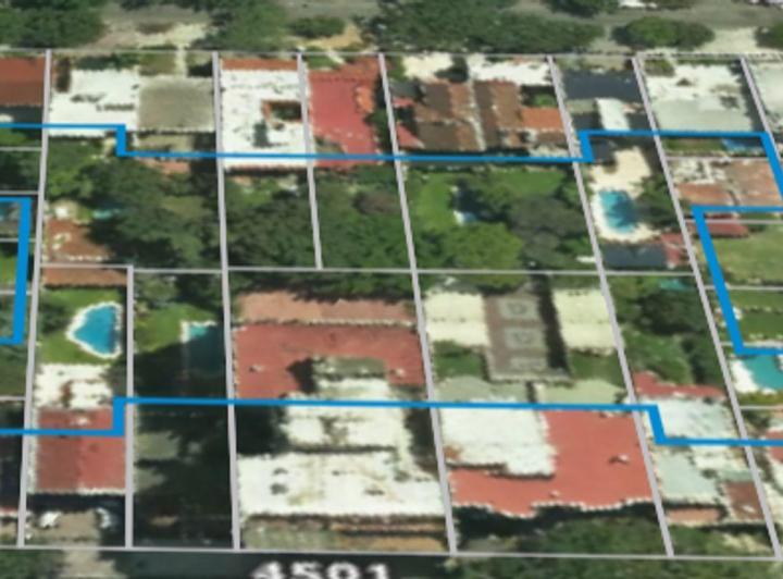 Terreno · 272m²