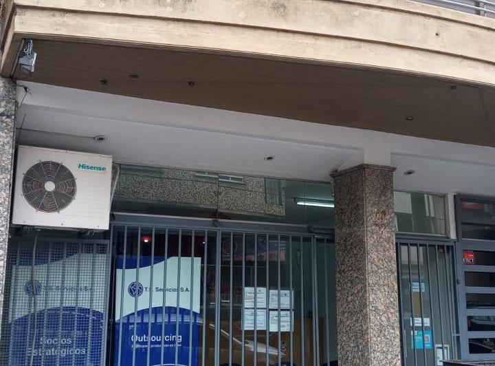 Local comercial · 82m²