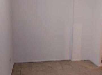 Departamento de 2 ambientes, Almagro · Departamento en Planta Baja con Patio y Lavadero