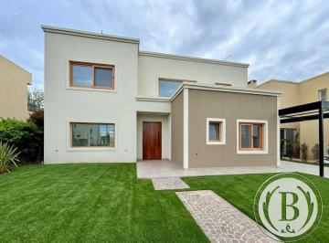 Casa de 4 ambientes, Tigre · Bustamante Prop Santa Ana 12695 Casa Venta a Estrenar Villanueva Tigre