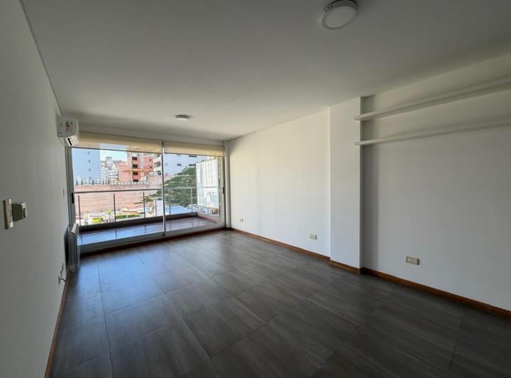 Departamento · 50m² · 3 Ambientes · 1 Cochera