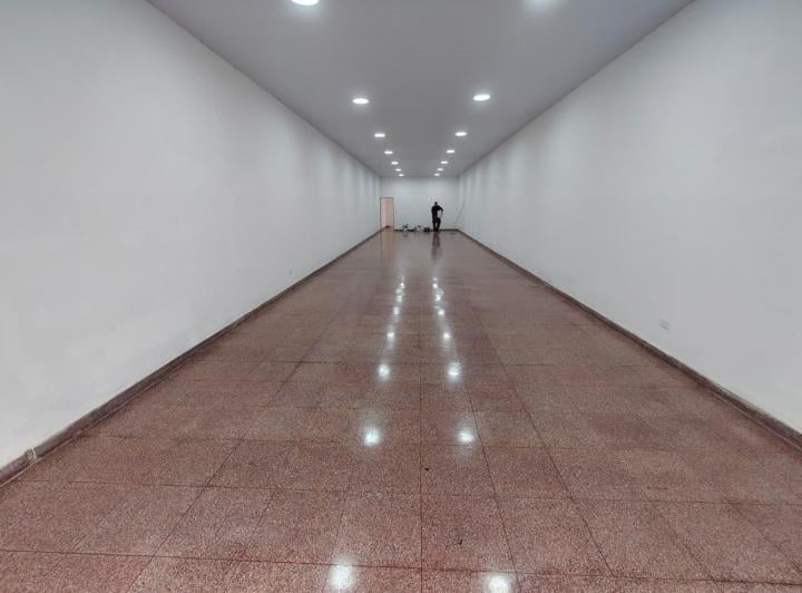 Local comercial · 125m² · 1 Ambiente