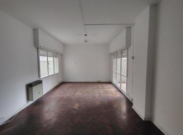 Departamento · 125m² · 2 Dormitorios · ¡Precio de Oportunidad! 2 Dorm. Más Dependencia Sobre Av Colón