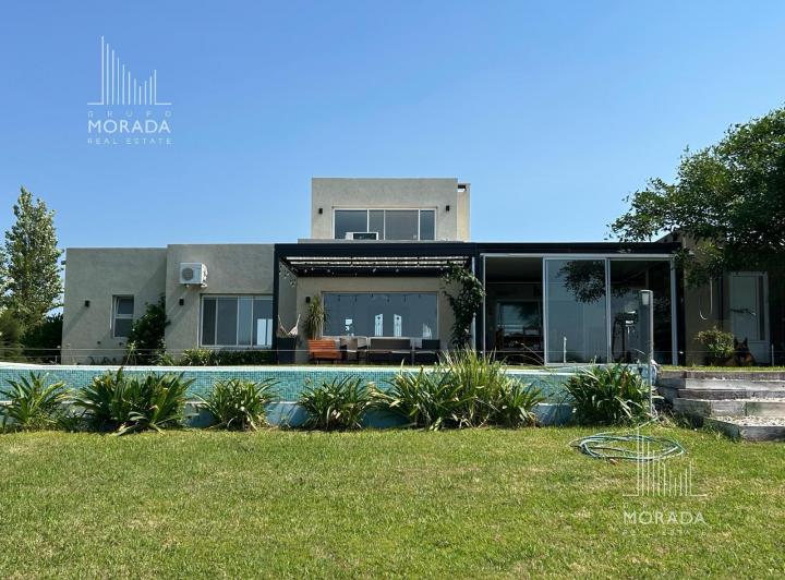 Casa · 139m² · 5 Ambientes · 1 Cochera