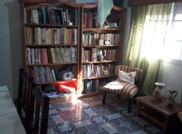 Casa en Venta de 4 ambientes Glew · Casa en Glew