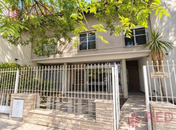 Casa · 193m² · 6 Ambientes · 2 Cocheras · Venta de Casa a Refaccionar - Terro Apto a Desarrollo - Microcentro Neuquén