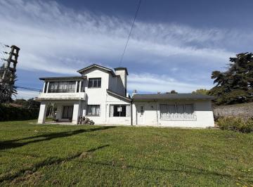 Casa · 500m² · 4 Ambientes · 1 Cochera · Casa en City Bell