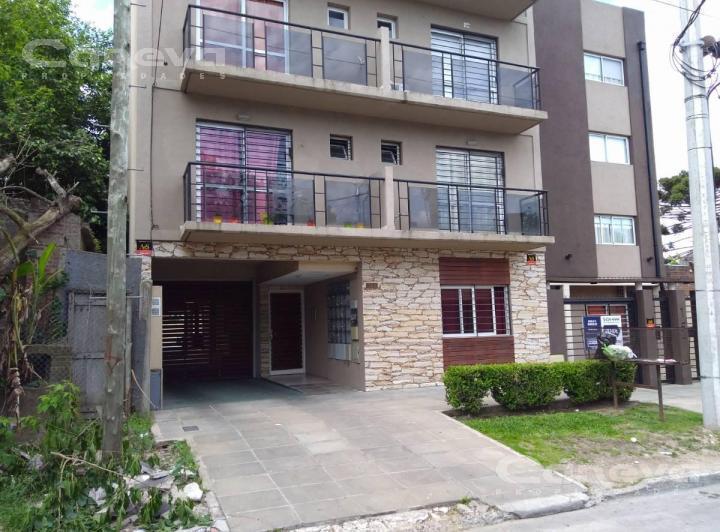 Departamento · 40m² · 2 Ambientes · 1 Cochera