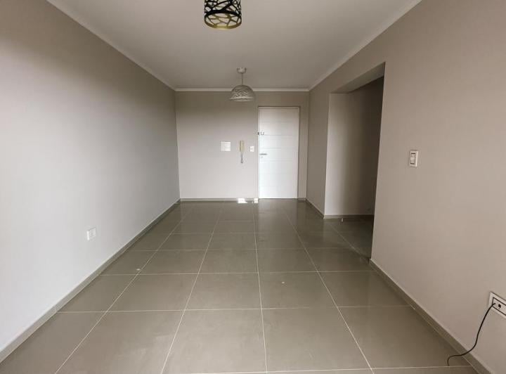 Departamento · 75m² · 5 Ambientes · 1 Cochera