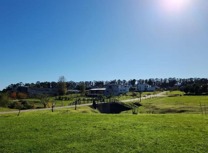 Terreno · 987m²