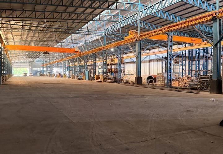 Bodega-Galpón · 5000m² · 1 Ambiente · 4 Cocheras