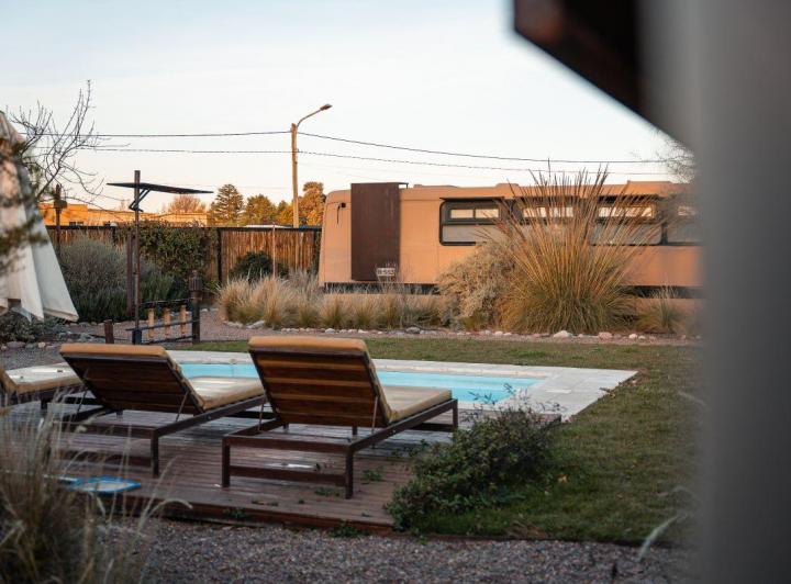 Hotel · 120m² · 8 Ambientes · 2 Cocheras