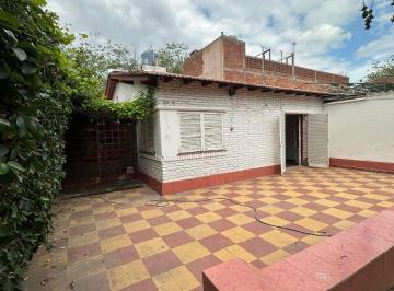 Casa en Alquiler de 3 ambientes Sexta Sección · Casa en Alquiler en Sexta Sección | Dos Dorm. y Amplio Patio