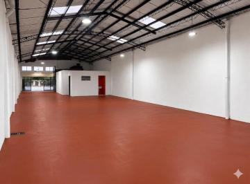Bodega-Galpón · 375m² · 3 Ambientes · 26 Cocheras · Galpón en Terminal Nueva