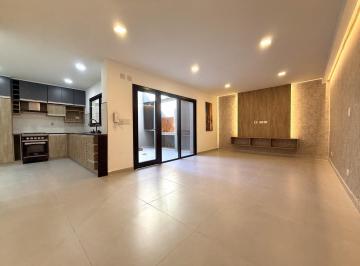 Casa · 93m² · 3 Ambientes · Casa de Pasillo a Estrenar en Echesortu
