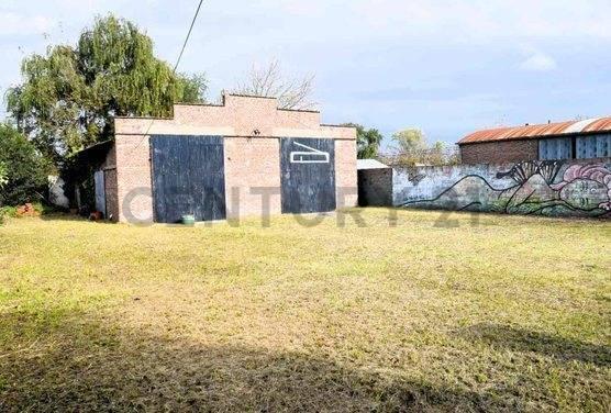 Bodega-Galpón · 240m²