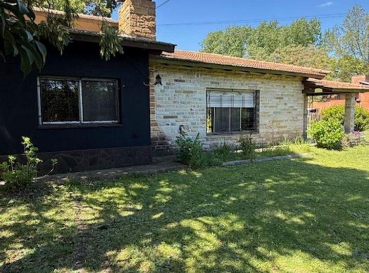 Casa · 140m² · 5 Ambientes · 1 Cochera