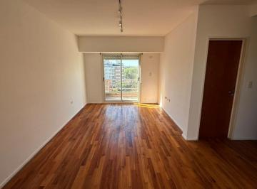Departamento de 3 ambientes, General San Martín · Venta Piso Único 3 Ambientes en Villa Ballester C/ Cochera, Balcón y Dos Patios