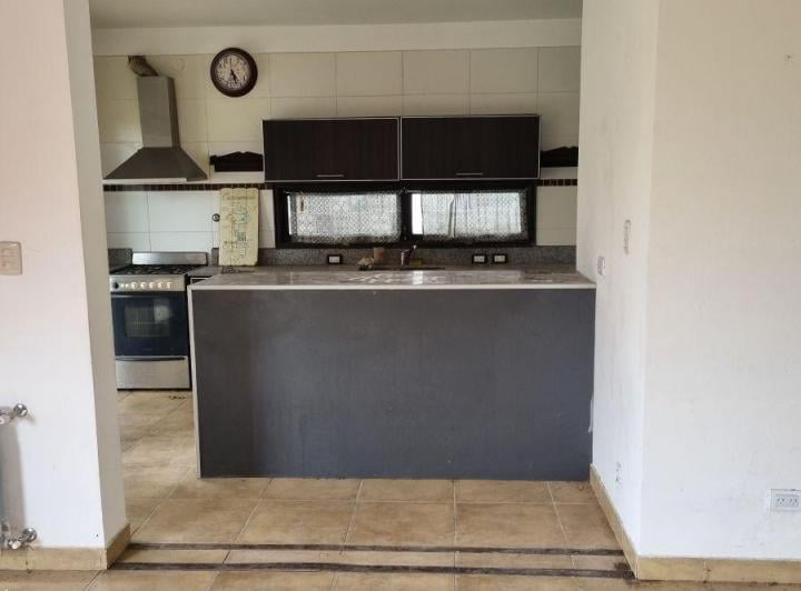 Casa · 75m² · 4 Ambientes · 1 Cochera