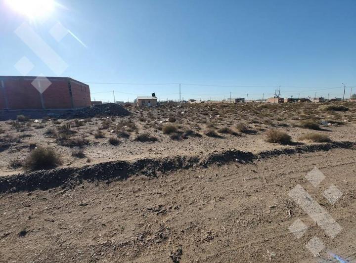 Terreno · 300m²
