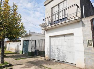 Casa · 150m² · 6 Ambientes · 1 Cochera · Venta Casa 5 Ambientes Jose C Paz con Local