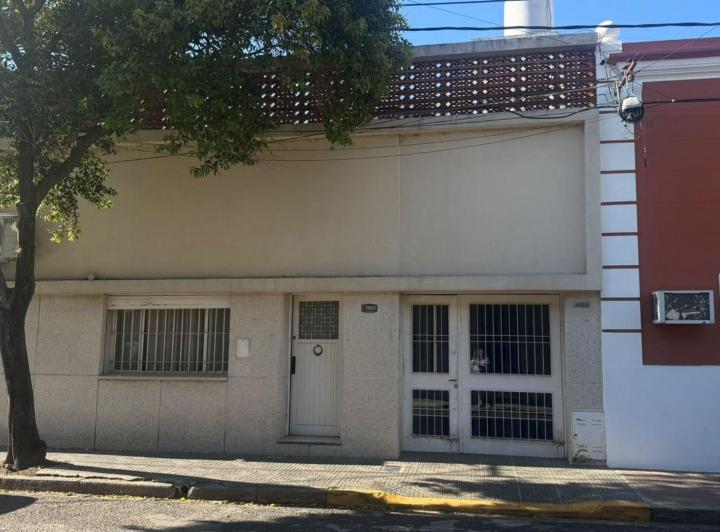 Casa · 146m² · 4 Ambientes · 1 Cochera