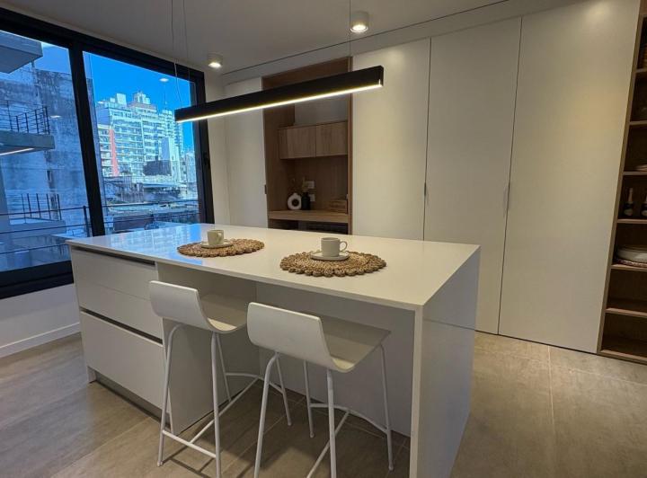 Departamento · 140m² · 5 Ambientes · 1 Cochera