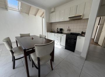 PH · 70m² · 3 Ambientes · PH de 3 Ambientes en Banfield Este
