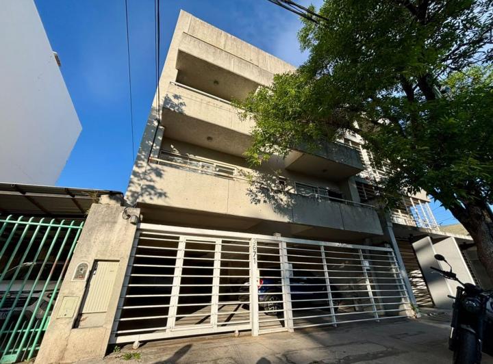 Departamento · 30m² · 1 Ambiente · 2 Cocheras