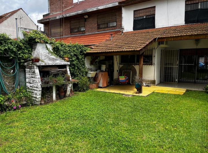 Casa · 135m² · 5 Ambientes · 1 Cochera