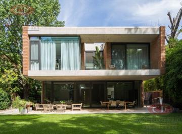 Casa · 507m² · 6 Ambientes · 7 Cocheras · Excelente Casa en Venta en San Isidro Chico - Arquitectura y Modernidad - Zona de Privilegio