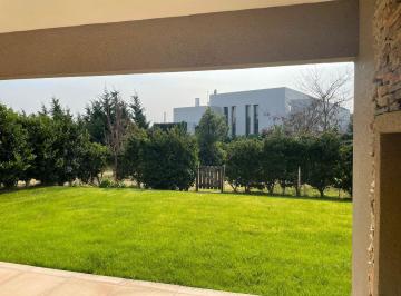Departamento · 90m² · 3 Ambientes · 2 Cocheras · Venta de Departamento en Pilara - 3693