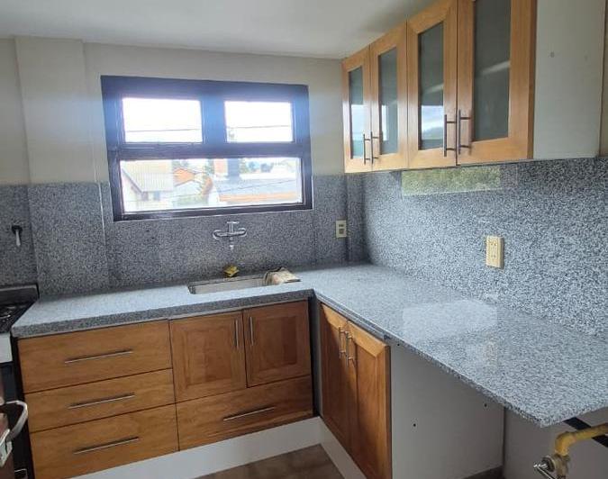 Departamento · 70m² · 5 Ambientes · 1 Cochera