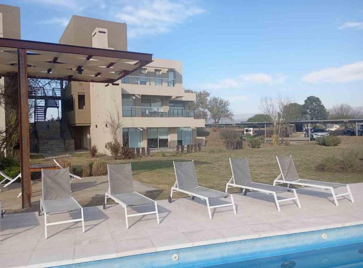 Departamento · 68m² · 2 Ambientes · 1 Cochera