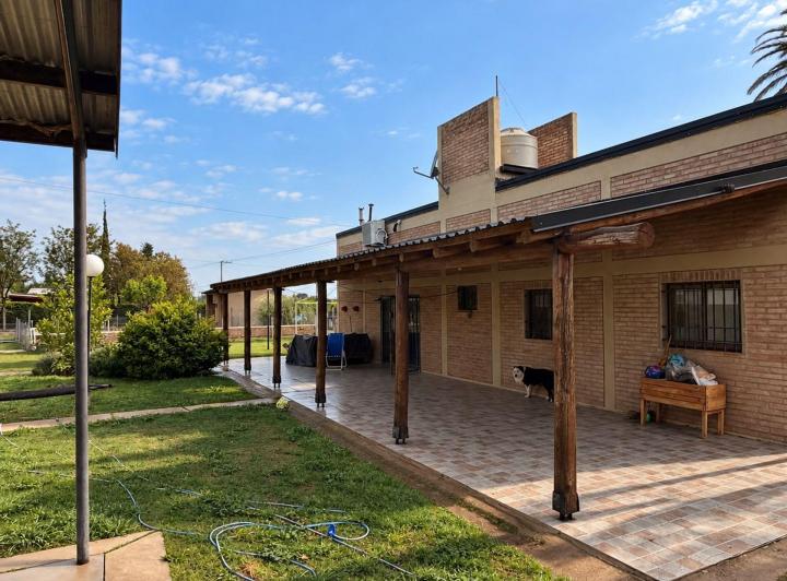 Casa · 165m² · 4 Ambientes · 1 Cochera
