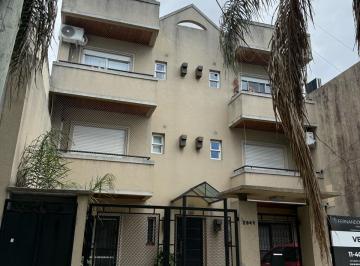 Departamento · 60m² · 3 Ambientes · Departamento de 60 m² con 2 Dorm. en Venta en Avellaneda