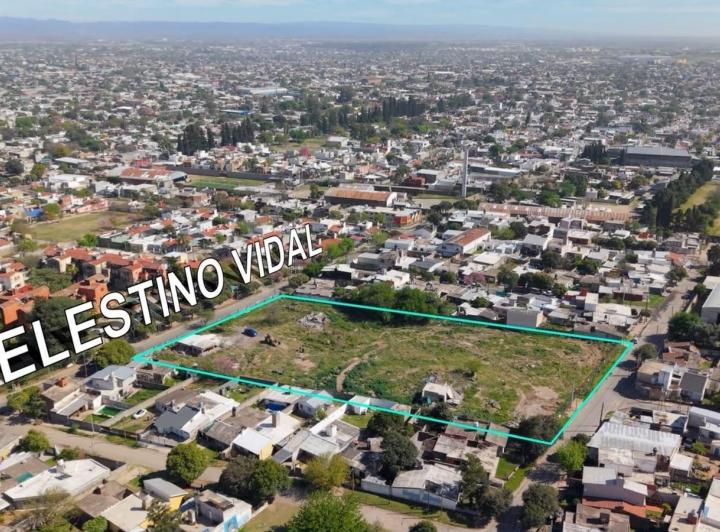 Terreno · 9999m²