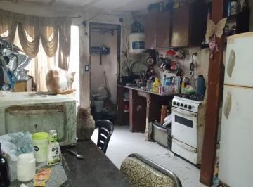 PH · 37m² · 3 Ambientes · Venta PH 3 Ambientes con Patio - a Reciclar