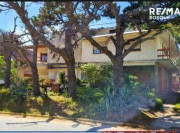 Edificio · 245m² · 1 Cochera · Venta Departamentos Block Ostende a m del Mar
