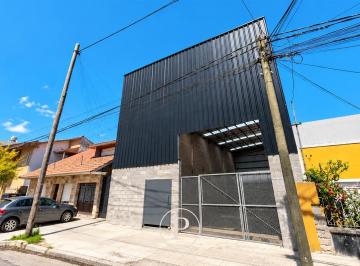 Bodega-Galpón · 250m² · 1 Ambiente · Galpón Doble Altura en Venta en San Carlos