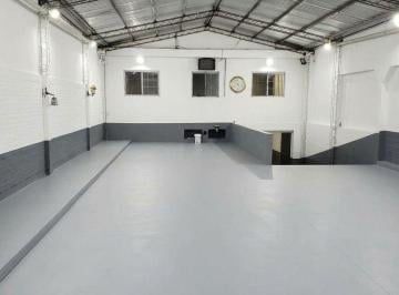 Local comercial de 1 ambiente, Esteban Echeverría · Espectacular Galpon 10 X 20 m en Centro Monte Grande