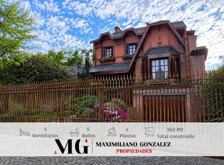 Casa · 360m² · 8 Ambientes · 5 Cocheras