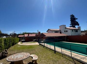 Casa de 4 ambientes, Villa Carlos Paz · Casa en Venta – Santa Rita