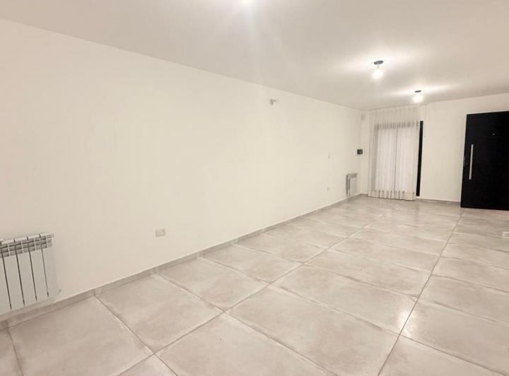 Casa · 140m² · 5 Ambientes
